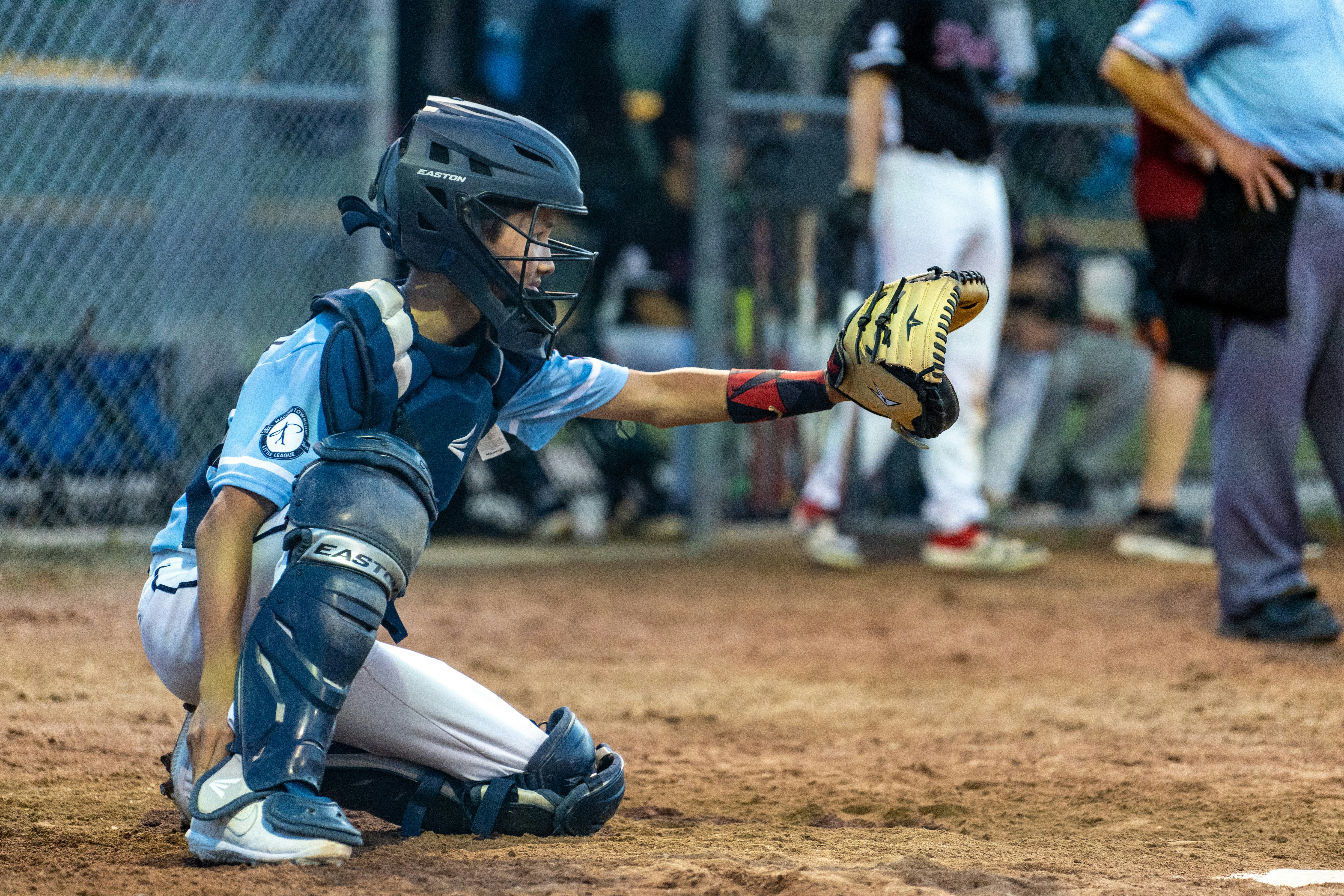 Catching basics: the position that hides effort